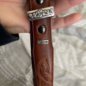Ariat belt